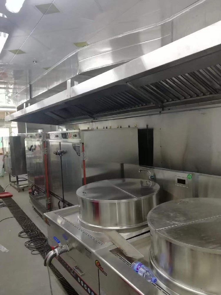 2600人职业技术学校学院食堂厨房工程设计改造方案及设备配置？